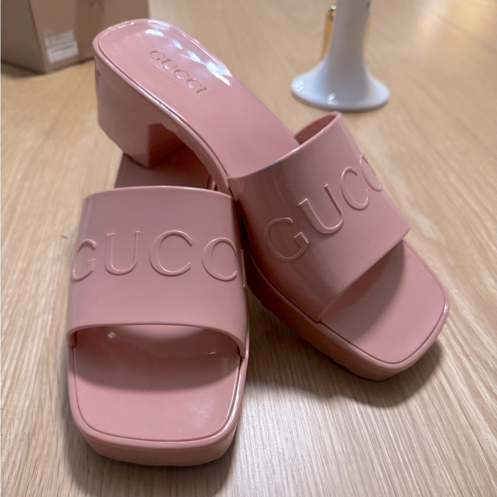 Gucci Rubber Slide Sandals Pink Logo Square Open Toe Block Heel Mules